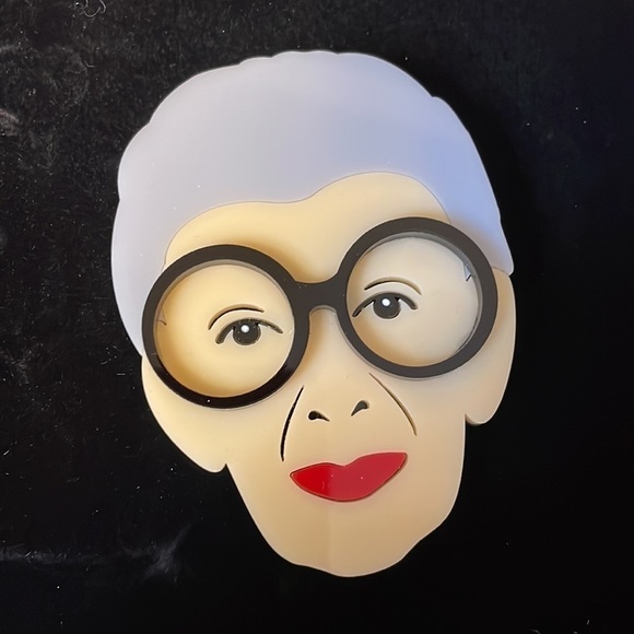 NIB Lou Taylor Iris Apfel Brooch - Picture 1 of 3